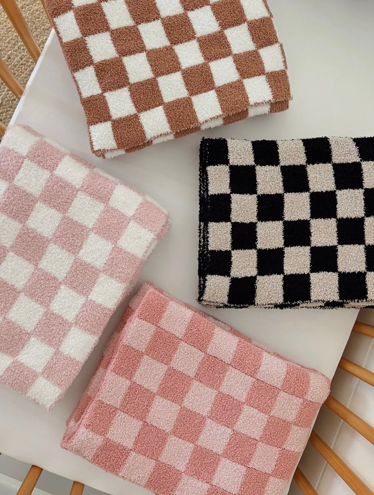 Littles Checkered Blanket (Black & Cocoa)