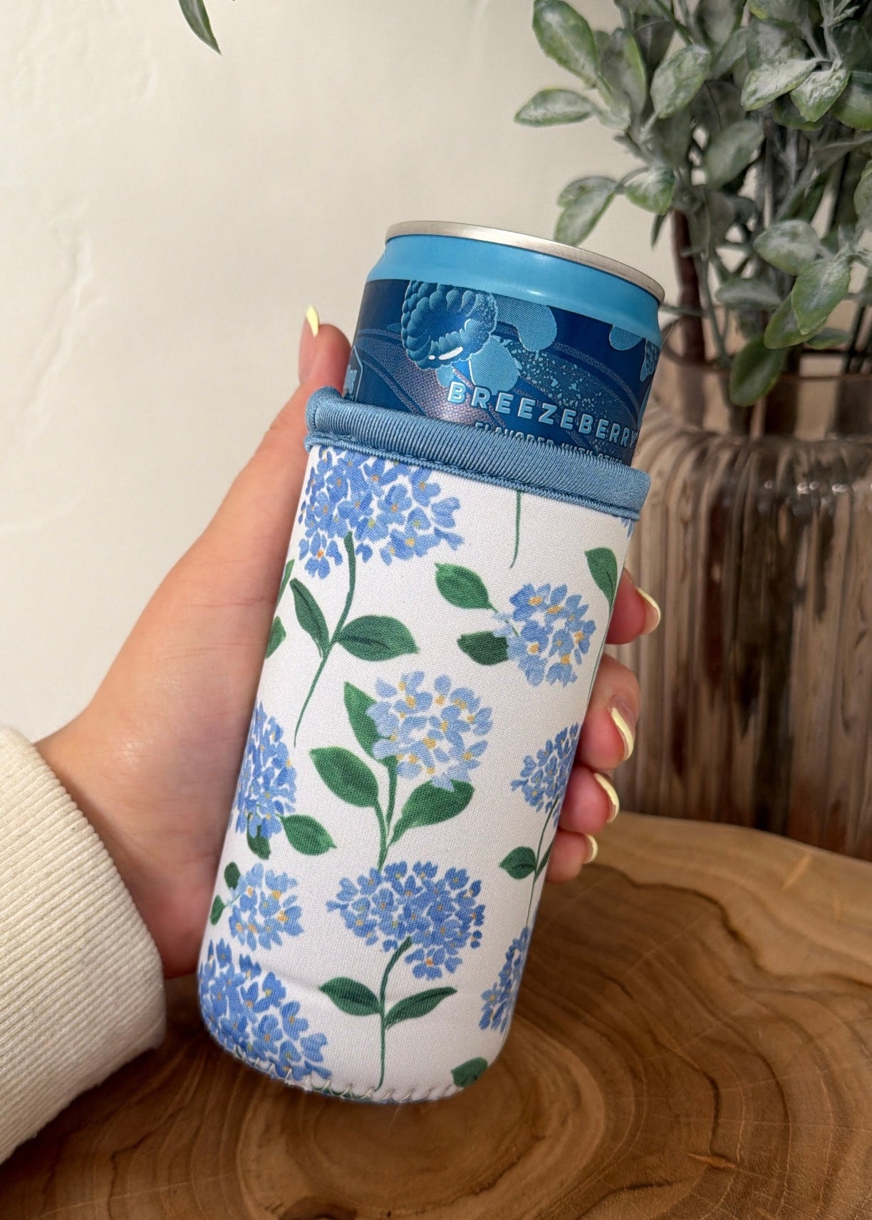 Slim Can Drink Sleeves (2 Designs)